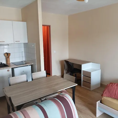 Lägenhet Cosy 4 Personnes A Nord